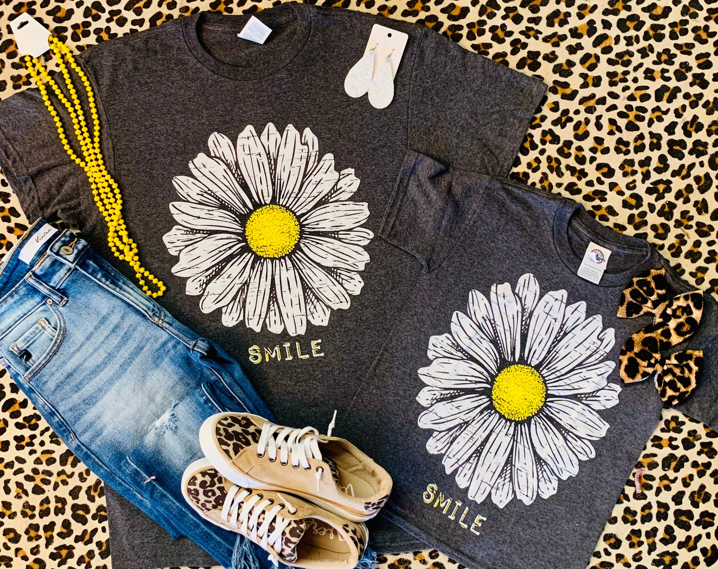 Smile Flower Mommy & Me Tee